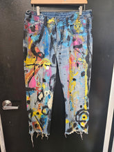 Load image into Gallery viewer, Via Painted Jeans